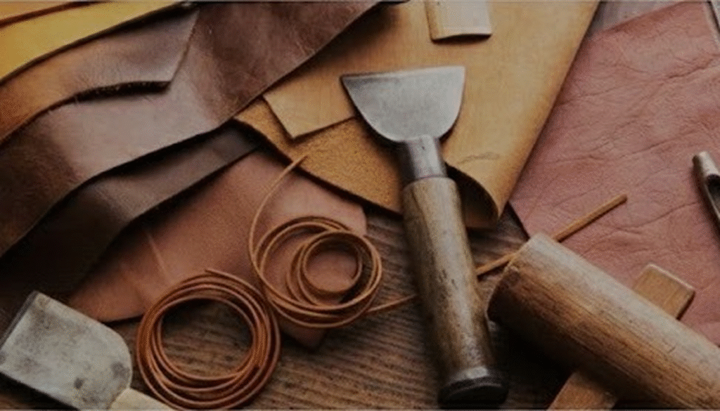 Piel auténtica vs piel sintética: ¿por qué invertir en calidad?